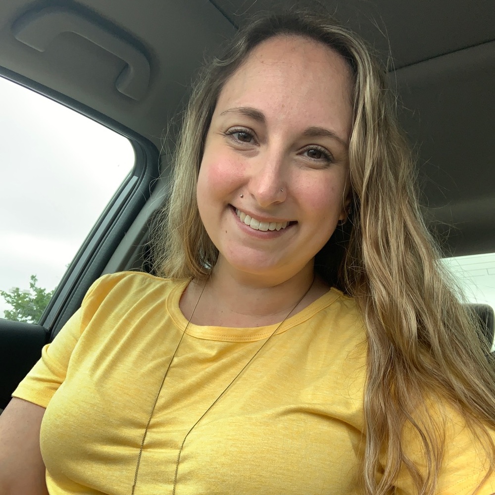 Meet your Posher, Alisha